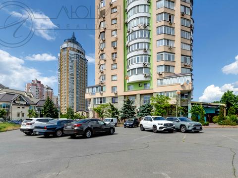 коммерческая по адресу Владимира Ивасюка просп. (Героїв Сталінграду), 12-Д