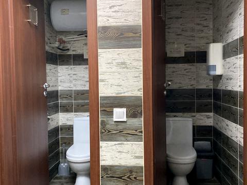 комерційна за адресою Незалежності вул., 18а