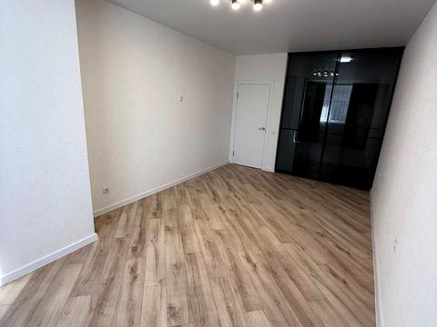 квартира по адресу Степана Бандери, 30А