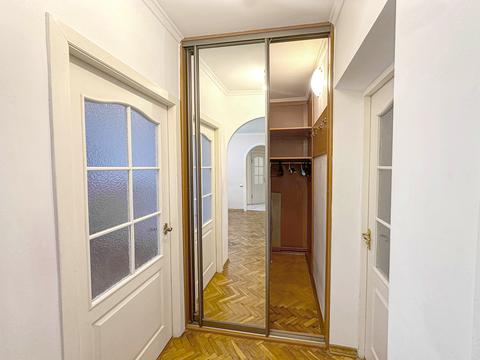 квартира по адресу Днепровская ул., 8