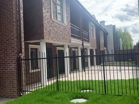 будинок за адресою Феофіла Яновського вул., 1В