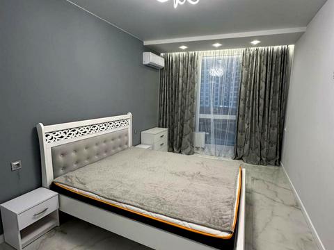 квартира за адресою Зарічна вул., 2к1