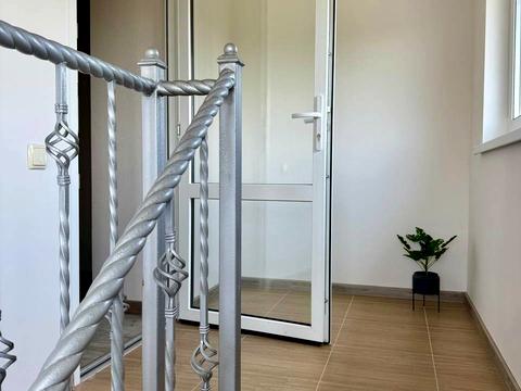 будинок за адресою изумруд, 1