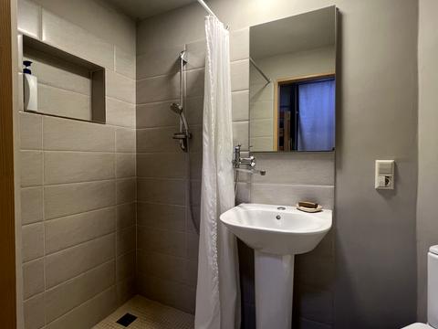 будинок за адресою Богатирська вул., 30а