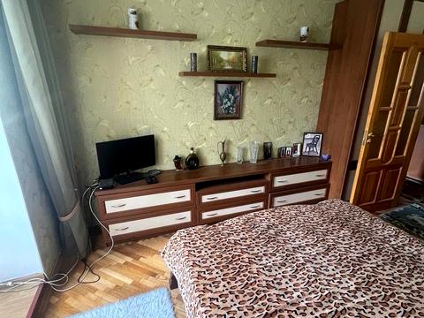 квартира за адресою Київ, Каштанова вул., 12-Б