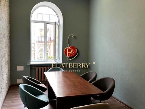 коммерческая по адресу Евгения Чикаленко ул. (Пушкінська), 25