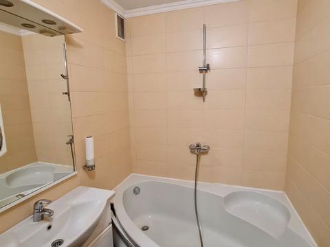 квартира по адресу Александра Мишуги ул., 3