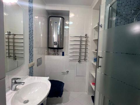 квартира за адресою Дніпровська набережна вул., 19-А