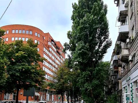 комерційна за адресою вулиця Європейська, 30