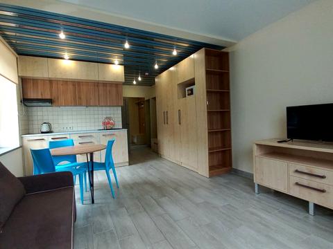 квартира за адресою Лоцманський узвіз, 9д