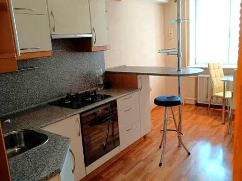 квартира за адресою ж/м Червоний Камінь, 4