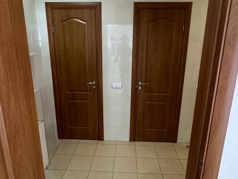 комерційна за адресою Ярославська вул., 56