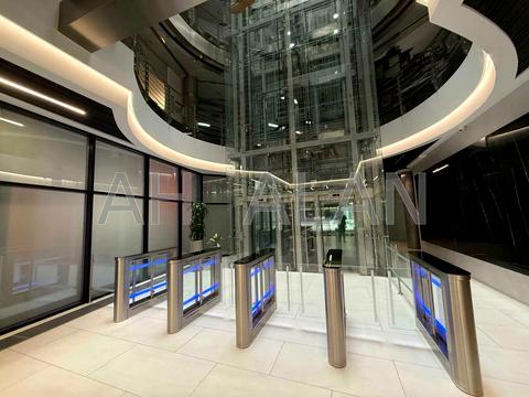 комерційна за адресою Велика Васильківська вул. (Червоноармійська), 1-3