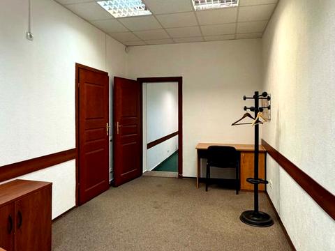 комерційна за адресою Круглоуніверситетська вул., 7