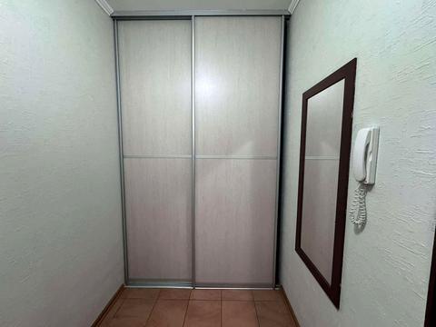 квартира за адресою Володимира Момота вул., 40