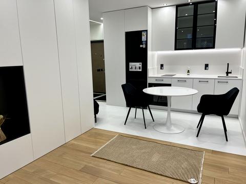 квартира за адресою Салютна вул., 2