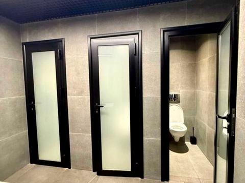 коммерческая по адресу Зоологическая ул., 5