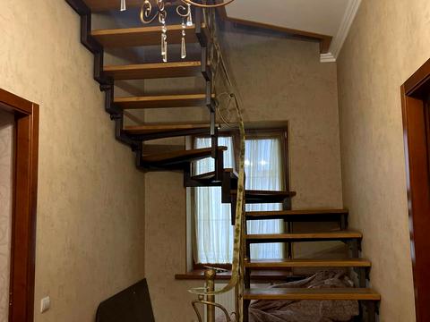 будинок за адресою 12-Ентузіастів, 18