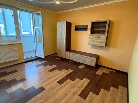 квартира за адресою Василя Симоненка вул., 33