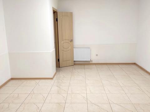 комерційна за адресою Ніни Строкатої вул. (Буніна), 20