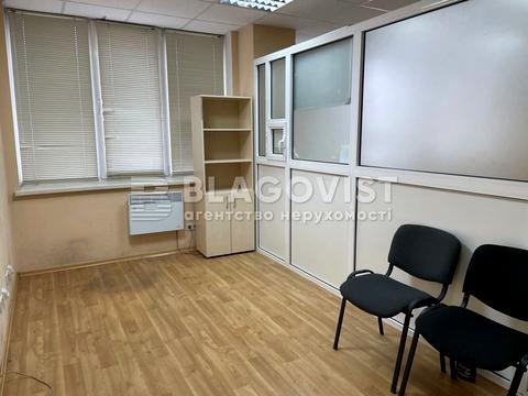 комерційна за адресою Жилянська вул., 101