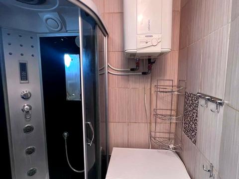 квартира по адресу Строителей ул., 8