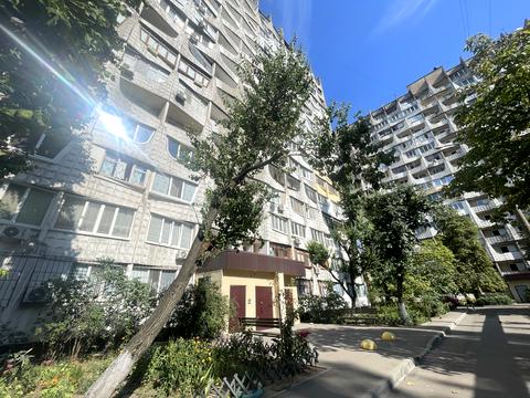 квартира за адресою Героїв просп., 20