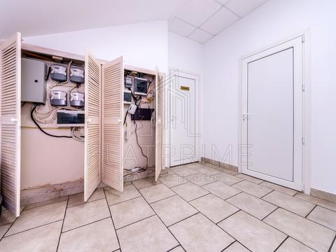 коммерческая по адресу Лауреатская ул., 8
