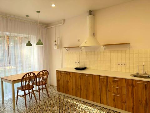квартира за адресою Богдана Ступки, 3