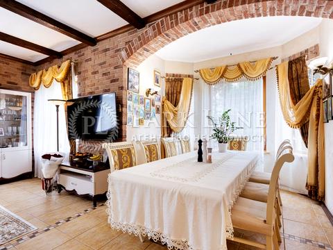 будинок за адресою Кооперативна, 5а