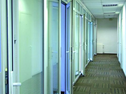 коммерческая по адресу Героїв Космосу ул., 4