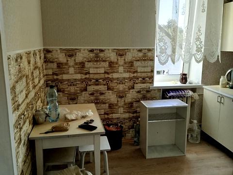 квартира за адресою Радистів вул., 60