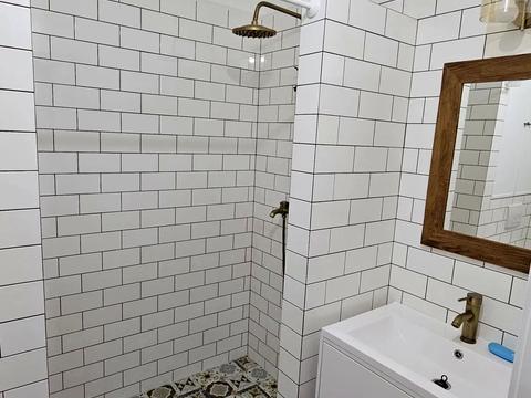 квартира за адресою Дніпровська набережна вул., 18-А