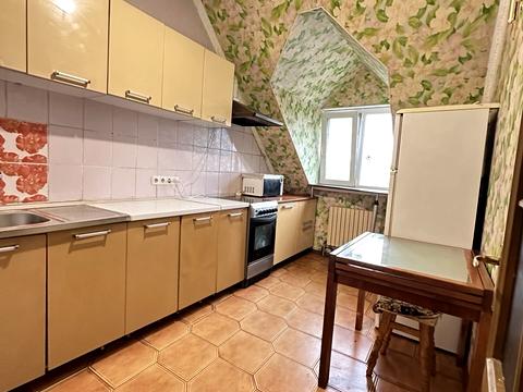 квартира за адресою Лютнева вул., 1а