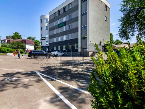 комерційна за адресою Залізничне шосе, 2