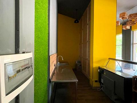 комерційна за адресою Прорізна вул., 5