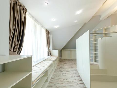 дом по адресу Яслинская ул.