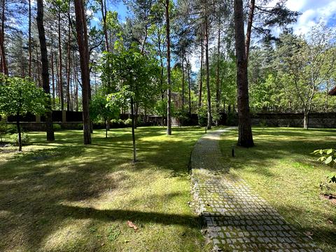 ділянка за адресою Анатолія Солов'яненка вул., 11
