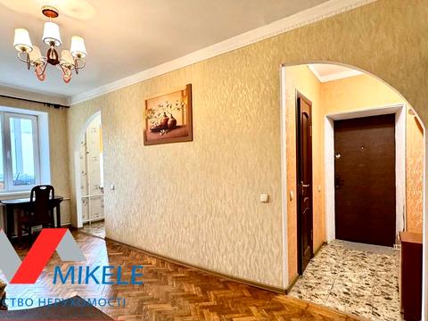 квартира за адресою Набережно-Хрещатицька вул., 35