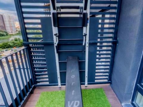 комерційна за адресою Зарічна вул., 6