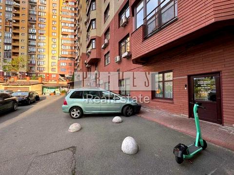 коммерческая по адресу Евгения Коновальца ул. (Щорса), 32-Б