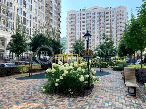 комерційна за адресою Михайла Максимовича вул. (Онуфрія Трутенка), 24-В