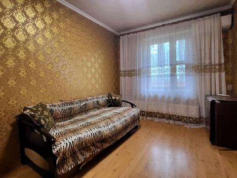 квартира за адресою Червоної Калини просп. (Володимира Маяковського), 8