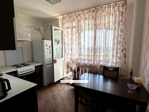 квартира по адресу Червоной Калины просп. (Владимира Маяковского), 68