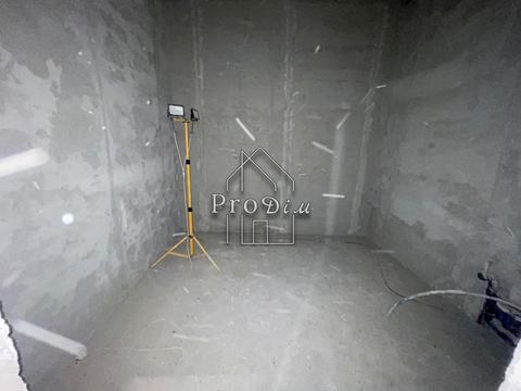 комерційна за адресою Івана Богуна вул., 1
