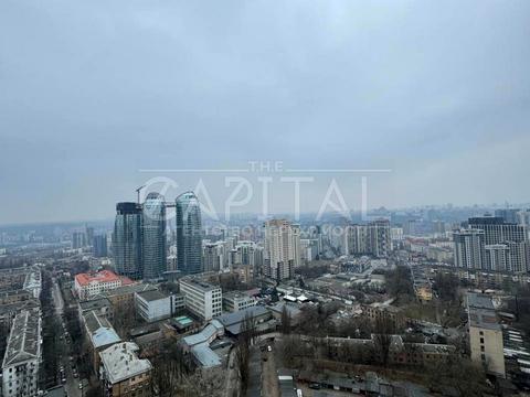 комерційна за адресою Євгена Коновальця вул. (Щорса), 44-А