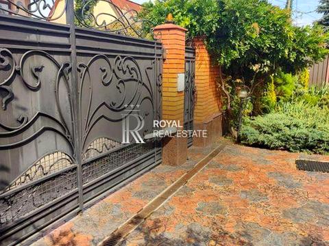 будинок за адресою 126-та Садова вул.