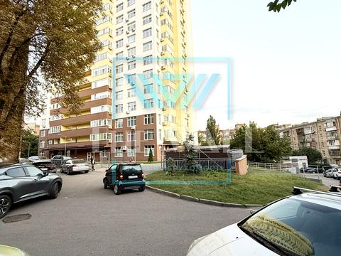 квартира за адресою Рея Бредбері вул., 2