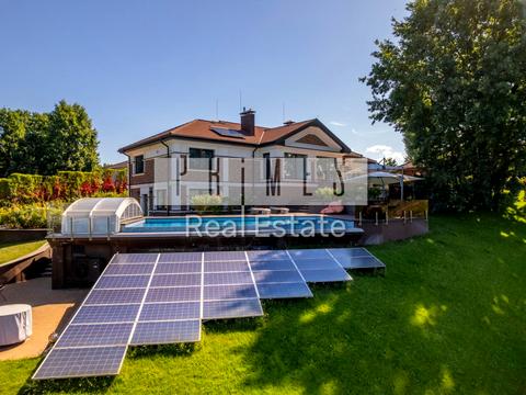 будинок за адресою Ягідна вул.