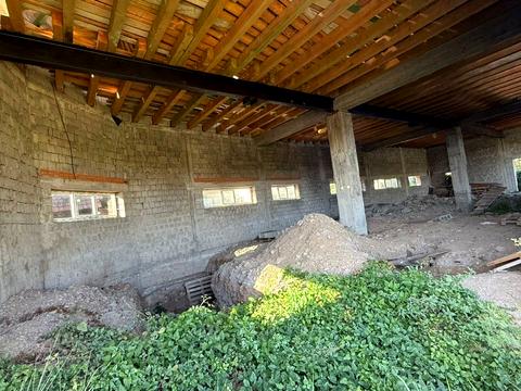 коммерческая по адресу Мукачево, лаківська, 1